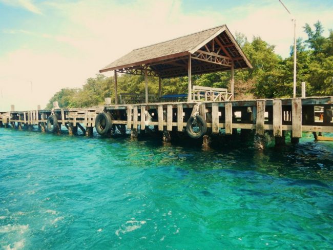 Pantai Pulau Bira via Dewawisata, 1. Pantai Pasir Perawan, 2. Jembatan Cinta, 3. Pantai Pulau Dolphin, 4. Taman Nasional, 5. Pantai Bintang, 6. Pantai Saung Cemara Kasih, 7. Pulau Tidung Kecil, 8. Pantai Pulau Perak, 9. Saung Sunset, 10. Pantai Semak Daun, 11. Jembatan Pengantin, 12. Pantai Pulau Air, 13. Pantai LIPI, 14. Danau Asmara, 15. Pantai Pulau Bira, 16. Pulau Untung Jawa, 17. Pulau Kotok, 18. Pulau Bidadari, 19. Pulau Onrust, 20. Pulau Ayer, 21. Pulau Harapan, 22. Pulau Pramuka, 23. Pulau Macan, 24. Pulau Pari, 25. Pulau Genteng Kecil, 26. Pulau Pantara, 27. Pulau Pelangi, 28. Pulau Sepa, 29. Pulau Putri, 30. Pulau Kelor, 31. Pulau Sabira, 32.  Pulau Kelapa, 33. Pulau Lancang, 34. Pulau Panggang, 35. Pulau Edam
