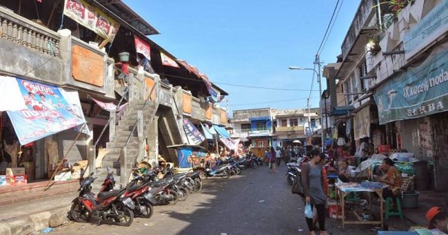 Pasar Anyar via Dewatanews, 1. Air Terjun Lembah Jian, 2. Air Terjun Bertingkat Gitgit, 3. Air Panas Banjar, 4. Air Terjun Mekalongan, 5. Air Terjun Lemukih, 6. Air Terjun yeh Mampeh, 7. Air Terjun Melanting, 8. Air Terjun Munduk, 9. Air Terjun Banyumala, 10. Air Terjun Tembok Barak, 11. Air Terjun Aling – Aling, 12. Air Terjun Jambangan, 13. Air Terjun Sekumpul, 14. Air Terjun Carat Kecil, 15. Air Terjun Carat Besar, 16. Bali Handara Kosaido, 17. Air Terjun Kroya, 18. Air Terjun Yeh Salem, 19. Air Terjun Jembong, 20. Air Terjun Wana Ayu, 21. Air Terjun Tinggarsari, 22. Air Terjun Pucak Manik, 23. Air Terjun Sing – Sing, 24. Air Terjun Colek Pamor, 25. Air Terjun Ceburan, 26. Air Terjun Pucuk, 27. Air Terjun Kembar Sambangan, 28. Air Terjun Cemara, 29. Air Terjun Canging, 30. Air Terjun Dedari, 31. Air Terjun Fiji, 32. Air Terjun Bengbengan, 33. Air Terjun Amer Pakisan, 34. Air Terjun Yeh Bayah, 35. Pantai Batu Sungu, 36. Pantai Penuktukan, 37. Pantai Umeanyar, 38. Pantai Penimbangan, 39. Pantai Banyuwedang, 40. Air Panas Banyuwedang, 41. Pantai Gondol, 42. Pantai Pemuteran, 43. Pantai Goris Pejarakan, 44. Pantai Kerobokan, 45. Pantai Lovina, 46. Pantai Batu Ampar Pejarakan, 47. Vihara Buddha Banjar, 48. Pemandian Air Sanih, 49. Taman Nasional Bali Barat, 50. Ex Pelabuhan Buleleng, 51. Danau Buyan, 52. Danau Tamblingan, 53. Ayunan dan Anjungan Wanagiri, 54. Wisata Desa Kuno Sembiran, 55. Pemandangan Sekitar Pura Bukit Pucak Sakti, 56. Wisata Desa Julah, 57. Situs Batu Gambir Upit, 58. Gedong Kirtya, 59. Pantai Celagi Bantes, 60. Pura Ponjok Batu, 61. Museum Buleleng, 62. Rumah Pohon Temega, 63. Desa Wisata Bulian, 64. Krisna Fantastic Land, 65. Pasar Anyar, 66. Pulau Menjangan, 67. Budidaya Mutiara Penyambangan, 68. Pura Dalem Segara Madu, 69. Pura Beji Sangsit, 70. Bukit Batu Kursi, 71. Pulau Putih, 72. Desa Wisata Sidetapa, 73. Desa Wisata Cempage, 74. Kubu Hobbit Pedawa, 75. Menara Bambu Tigawasa, 76. Pantai Sanggalangit, 77. Pantai Pacung, 78. Wisata Selfie Madenan, 79. Air Terjun Bertingkat Silangjana, 80. Pantai Tukad Puyung Bukti, 81. Pantai Anturan, 82. Pemandian Mumbul Anturan, 83. Bendungan Tirab Ularan, 84. Bendungan Gerogak, 85. Terasering Busungbiu, 86. Desa Wisata Bebetin, 87. Air Terjun Seseran, 88. Desa Wisata Kaliasem, 89. Bukit Teletubbies Kubutambahan, 90. Agrowisata Sepang, 91. Desa Wisata Subuk, 92. Air Terjun Umejero, 93. Agrowisata Umejero, 94. Taman Kota Singaraja, 95. Agrowisata Anggur Banyupoh, 96. Pura Pulaki, 97. Pantai Pulaki, 98. Pelabuhan Celukan Bawang, 99. Pantai Sangsit