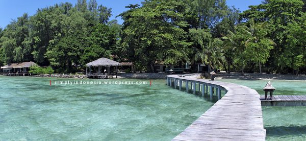 Pulau Kotok via simplyindonesia-WordPresscom, 1. Pantai Pasir Perawan, 2. Jembatan Cinta, 3. Pantai Pulau Dolphin, 4. Taman Nasional, 5. Pantai Bintang, 6. Pantai Saung Cemara Kasih, 7. Pulau Tidung Kecil, 8. Pantai Pulau Perak, 9. Saung Sunset, 10. Pantai Semak Daun, 11. Jembatan Pengantin, 12. Pantai Pulau Air, 13. Pantai LIPI, 14. Danau Asmara, 15. Pantai Pulau Bira, 16. Pulau Untung Jawa, 17. Pulau Kotok, 18. Pulau Bidadari, 19. Pulau Onrust, 20. Pulau Ayer, 21. Pulau Harapan, 22. Pulau Pramuka, 23. Pulau Macan, 24. Pulau Pari, 25. Pulau Genteng Kecil, 26. Pulau Pantara, 27. Pulau Pelangi, 28. Pulau Sepa, 29. Pulau Putri, 30. Pulau Kelor, 31. Pulau Sabira, 32.  Pulau Kelapa, 33. Pulau Lancang, 34. Pulau Panggang, 35. Pulau Edam