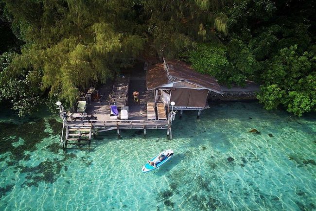 Pulau Macan via krjogjacom, 1. Pantai Pasir Perawan, 2. Jembatan Cinta, 3. Pantai Pulau Dolphin, 4. Taman Nasional, 5. Pantai Bintang, 6. Pantai Saung Cemara Kasih, 7. Pulau Tidung Kecil, 8. Pantai Pulau Perak, 9. Saung Sunset, 10. Pantai Semak Daun, 11. Jembatan Pengantin, 12. Pantai Pulau Air, 13. Pantai LIPI, 14. Danau Asmara, 15. Pantai Pulau Bira, 16. Pulau Untung Jawa, 17. Pulau Kotok, 18. Pulau Bidadari, 19. Pulau Onrust, 20. Pulau Ayer, 21. Pulau Harapan, 22. Pulau Pramuka, 23. Pulau Macan, 24. Pulau Pari, 25. Pulau Genteng Kecil, 26. Pulau Pantara, 27. Pulau Pelangi, 28. Pulau Sepa, 29. Pulau Putri, 30. Pulau Kelor, 31. Pulau Sabira, 32.  Pulau Kelapa, 33. Pulau Lancang, 34. Pulau Panggang, 35. Pulau Edam