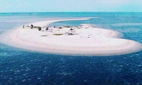 Pulau Putih, 1. Air Terjun Lembah Jian, 2. Air Terjun Bertingkat Gitgit, 3. Air Panas Banjar, 4. Air Terjun Mekalongan, 5. Air Terjun Lemukih, 6. Air Terjun yeh Mampeh, 7. Air Terjun Melanting, 8. Air Terjun Munduk, 9. Air Terjun Banyumala, 10. Air Terjun Tembok Barak, 11. Air Terjun Aling – Aling, 12. Air Terjun Jambangan, 13. Air Terjun Sekumpul, 14. Air Terjun Carat Kecil, 15. Air Terjun Carat Besar, 16. Bali Handara Kosaido, 17. Air Terjun Kroya, 18. Air Terjun Yeh Salem, 19. Air Terjun Jembong, 20. Air Terjun Wana Ayu, 21. Air Terjun Tinggarsari, 22. Air Terjun Pucak Manik, 23. Air Terjun Sing – Sing, 24. Air Terjun Colek Pamor, 25. Air Terjun Ceburan, 26. Air Terjun Pucuk, 27. Air Terjun Kembar Sambangan, 28. Air Terjun Cemara, 29. Air Terjun Canging, 30. Air Terjun Dedari, 31. Air Terjun Fiji, 32. Air Terjun Bengbengan, 33. Air Terjun Amer Pakisan, 34. Air Terjun Yeh Bayah, 35. Pantai Batu Sungu, 36. Pantai Penuktukan, 37. Pantai Umeanyar, 38. Pantai Penimbangan, 39. Pantai Banyuwedang, 40. Air Panas Banyuwedang, 41. Pantai Gondol, 42. Pantai Pemuteran, 43. Pantai Goris Pejarakan, 44. Pantai Kerobokan, 45. Pantai Lovina, 46. Pantai Batu Ampar Pejarakan, 47. Vihara Buddha Banjar, 48. Pemandian Air Sanih, 49. Taman Nasional Bali Barat, 50. Ex Pelabuhan Buleleng, 51. Danau Buyan, 52. Danau Tamblingan, 53. Ayunan dan Anjungan Wanagiri, 54. Wisata Desa Kuno Sembiran, 55. Pemandangan Sekitar Pura Bukit Pucak Sakti, 56. Wisata Desa Julah, 57. Situs Batu Gambir Upit, 58. Gedong Kirtya, 59. Pantai Celagi Bantes, 60. Pura Ponjok Batu, 61. Museum Buleleng, 62. Rumah Pohon Temega, 63. Desa Wisata Bulian, 64. Krisna Fantastic Land, 65. Pasar Anyar, 66. Pulau Menjangan, 67. Budidaya Mutiara Penyambangan, 68. Pura Dalem Segara Madu, 69. Pura Beji Sangsit, 70. Bukit Batu Kursi, 71. Pulau Putih, 72. Desa Wisata Sidetapa, 73. Desa Wisata Cempage, 74. Kubu Hobbit Pedawa, 75. Menara Bambu Tigawasa, 76. Pantai Sanggalangit, 77. Pantai Pacung, 78. Wisata Selfie Madenan, 79. Air Terjun Bertingkat Silangjana, 80. Pantai Tukad Puyung Bukti, 81. Pantai Anturan, 82. Pemandian Mumbul Anturan, 83. Bendungan Tirab Ularan, 84. Bendungan Gerogak, 85. Terasering Busungbiu, 86. Desa Wisata Bebetin, 87. Air Terjun Seseran, 88. Desa Wisata Kaliasem, 89. Bukit Teletubbies Kubutambahan, 90. Agrowisata Sepang, 91. Desa Wisata Subuk, 92. Air Terjun Umejero, 93. Agrowisata Umejero, 94. Taman Kota Singaraja, 95. Agrowisata Anggur Banyupoh, 96. Pura Pulaki, 97. Pantai Pulaki, 98. Pelabuhan Celukan Bawang, 99. Pantai Sangsit