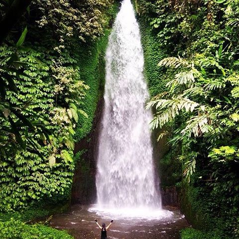 Wisata Air Terjun Bunutin via Balikami