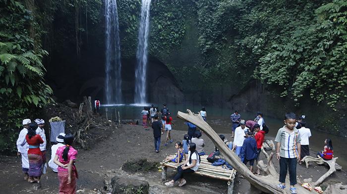 Wisata Air Terjun Tibumana via Tribunnews