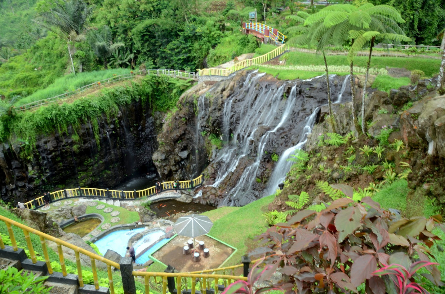 Wisata Baturaden, 1. Miniatur Dunia Purwokerto, 2. Baturaden, 3. Baturraden Adventure Forest, 4. Pancuran 3, 5. Kebun Raya Baturraden, 6. Pancuran 7, 7. Goa Sarabadak, 8. Telaga Sunyi, 9. Curug Telu, 10. Bukit Bintang Baturraden, 11. Curug Bayan, 12. Curug Ceheng, 13. Curug Kedung Lesung, 14. Curug Nangga, 15. Curug Cipendok, 16. Hutan Pinus Limpakuwus, 17. Curug Jenggala Kalipagu, 18. Air Terjun Baturaden GandaTapa, 19. Curug Gede, 20. Curug Gomblang, 21. Desa Wisata Ketenger, 22. Gunung Slamet, 23. Bukit Pandang Munggang, 24. Bukit Watu Meja, 25. Sendang Bidadari, 26. Kebun Bunga Matahari Rempoah, 27. Bukit Agaran, 28. Bukit Tranggulasih, 29. Puncak Dinar, 30. Bukit Gadog, 31. Lokawisata Baturaden, 32. Mandala Wisata Baturaden, 33. Dreamland Waterpark Ajibarang, 34. Alun – alun Purwokerto, 35. Taman Rekreasi Andhang Pangrenan, 36. Kebun Ku Waterpark, 37. Taman Satria, 38. Taman Balai Kemambang, 39. Wisata Batur Agung, 40. Museum Bank Rakyat Indonesia, 41. Museum Wayang Sendang Mas, 42. Monumen Gatot Subroto, 43. Monumen Sepoer, 44. Monument dan Museum Panglima Besar Jenderal Soedirman, 45. Masjid Saka Tunggal Banyumas, 46. Makam Panembahan Kalibening, 47. Klenteng Hok Tek Bio Pasar Wage, 48. Gua Maria Kaliori, 49. Telaga Pucung, 50. Depo Bay Depo Pelita, 51. Wisata Husada Kalibacin, 52. Bendung Gerak Serayu Gambarsari, 53. Curug Carang, 54. Curug Cidadap Semaya, 55. Curug Wanasuta, 56. Curug Jumeneng, 57. Curug Kembar, 58. Curug Lawa, 59. Curug Lima Kedungbanteng, 60. Curug Penganten Baturaden, 61. Curug Sebrangan, 62. Curug Tebela, 63. Curug Urang, 64. Rumah Pohon Puncak Selok, 65. Curug Grenjang, 66. Curug Lawang, 67. Curug Juneng