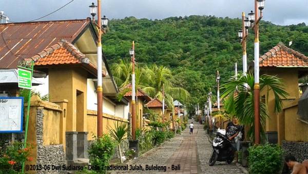 Wisata Desa Julah via Bulelengkab, 1. Air Terjun Lembah Jian, 2. Air Terjun Bertingkat Gitgit, 3. Air Panas Banjar, 4. Air Terjun Mekalongan, 5. Air Terjun Lemukih, 6. Air Terjun yeh Mampeh, 7. Air Terjun Melanting, 8. Air Terjun Munduk, 9. Air Terjun Banyumala, 10. Air Terjun Tembok Barak, 11. Air Terjun Aling – Aling, 12. Air Terjun Jambangan, 13. Air Terjun Sekumpul, 14. Air Terjun Carat Kecil, 15. Air Terjun Carat Besar, 16. Bali Handara Kosaido, 17. Air Terjun Kroya, 18. Air Terjun Yeh Salem, 19. Air Terjun Jembong, 20. Air Terjun Wana Ayu, 21. Air Terjun Tinggarsari, 22. Air Terjun Pucak Manik, 23. Air Terjun Sing – Sing, 24. Air Terjun Colek Pamor, 25. Air Terjun Ceburan, 26. Air Terjun Pucuk, 27. Air Terjun Kembar Sambangan, 28. Air Terjun Cemara, 29. Air Terjun Canging, 30. Air Terjun Dedari, 31. Air Terjun Fiji, 32. Air Terjun Bengbengan, 33. Air Terjun Amer Pakisan, 34. Air Terjun Yeh Bayah, 35. Pantai Batu Sungu, 36. Pantai Penuktukan, 37. Pantai Umeanyar, 38. Pantai Penimbangan, 39. Pantai Banyuwedang, 40. Air Panas Banyuwedang, 41. Pantai Gondol, 42. Pantai Pemuteran, 43. Pantai Goris Pejarakan, 44. Pantai Kerobokan, 45. Pantai Lovina, 46. Pantai Batu Ampar Pejarakan, 47. Vihara Buddha Banjar, 48. Pemandian Air Sanih, 49. Taman Nasional Bali Barat, 50. Ex Pelabuhan Buleleng, 51. Danau Buyan, 52. Danau Tamblingan, 53. Ayunan dan Anjungan Wanagiri, 54. Wisata Desa Kuno Sembiran, 55. Pemandangan Sekitar Pura Bukit Pucak Sakti, 56. Wisata Desa Julah, 57. Situs Batu Gambir Upit, 58. Gedong Kirtya, 59. Pantai Celagi Bantes, 60. Pura Ponjok Batu, 61. Museum Buleleng, 62. Rumah Pohon Temega, 63. Desa Wisata Bulian, 64. Krisna Fantastic Land, 65. Pasar Anyar, 66. Pulau Menjangan, 67. Budidaya Mutiara Penyambangan, 68. Pura Dalem Segara Madu, 69. Pura Beji Sangsit, 70. Bukit Batu Kursi, 71. Pulau Putih, 72. Desa Wisata Sidetapa, 73. Desa Wisata Cempage, 74. Kubu Hobbit Pedawa, 75. Menara Bambu Tigawasa, 76. Pantai Sanggalangit, 77. Pantai Pacung, 78. Wisata Selfie Madenan, 79. Air Terjun Bertingkat Silangjana, 80. Pantai Tukad Puyung Bukti, 81. Pantai Anturan, 82. Pemandian Mumbul Anturan, 83. Bendungan Tirab Ularan, 84. Bendungan Gerogak, 85. Terasering Busungbiu, 86. Desa Wisata Bebetin, 87. Air Terjun Seseran, 88. Desa Wisata Kaliasem, 89. Bukit Teletubbies Kubutambahan, 90. Agrowisata Sepang, 91. Desa Wisata Subuk, 92. Air Terjun Umejero, 93. Agrowisata Umejero, 94. Taman Kota Singaraja, 95. Agrowisata Anggur Banyupoh, 96. Pura Pulaki, 97. Pantai Pulaki, 98. Pelabuhan Celukan Bawang, 99. Pantai Sangsit