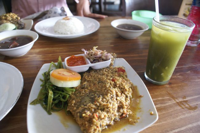 Wisata Kuliner Mujair Menyatnyat