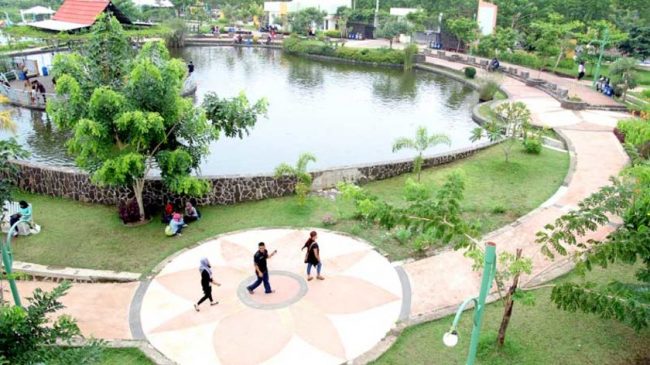 Wisata Husada Kalibacin via Radarbanyumas, 1. Miniatur Dunia Purwokerto, 2. Baturaden, 3. Baturraden Adventure Forest, 4. Pancuran 3, 5. Kebun Raya Baturraden, 6. Pancuran 7, 7. Goa Sarabadak, 8. Telaga Sunyi, 9. Curug Telu, 10. Bukit Bintang Baturraden, 11. Curug Bayan, 12. Curug Ceheng, 13. Curug Kedung Lesung, 14. Curug Nangga, 15. Curug Cipendok, 16. Hutan Pinus Limpakuwus, 17. Curug Jenggala Kalipagu, 18. Air Terjun Baturaden GandaTapa, 19. Curug Gede, 20. Curug Gomblang, 21. Desa Wisata Ketenger, 22. Gunung Slamet, 23. Bukit Pandang Munggang, 24. Bukit Watu Meja, 25. Sendang Bidadari, 26. Kebun Bunga Matahari Rempoah, 27. Bukit Agaran, 28. Bukit Tranggulasih, 29. Puncak Dinar, 30. Bukit Gadog, 31. Lokawisata Baturaden, 32. Mandala Wisata Baturaden, 33. Dreamland Waterpark Ajibarang, 34. Alun – alun Purwokerto, 35. Taman Rekreasi Andhang Pangrenan, 36. Kebun Ku Waterpark, 37. Taman Satria, 38. Taman Balai Kemambang, 39. Wisata Batur Agung, 40. Museum Bank Rakyat Indonesia, 41. Museum Wayang Sendang Mas, 42. Monumen Gatot Subroto, 43. Monumen Sepoer, 44. Monument dan Museum Panglima Besar Jenderal Soedirman, 45. Masjid Saka Tunggal Banyumas, 46. Makam Panembahan Kalibening, 47. Klenteng Hok Tek Bio Pasar Wage, 48. Gua Maria Kaliori, 49. Telaga Pucung, 50. Depo Bay Depo Pelita, 51. Wisata Husada Kalibacin, 52. Bendung Gerak Serayu Gambarsari, 53. Curug Carang, 54. Curug Cidadap Semaya, 55. Curug Wanasuta, 56. Curug Jumeneng, 57. Curug Kembar, 58. Curug Lawa, 59. Curug Lima Kedungbanteng, 60. Curug Penganten Baturaden, 61. Curug Sebrangan, 62. Curug Tebela, 63. Curug Urang, 64. Rumah Pohon Puncak Selok, 65. Curug Grenjang, 66. Curug Lawang, 67. Curug Juneng