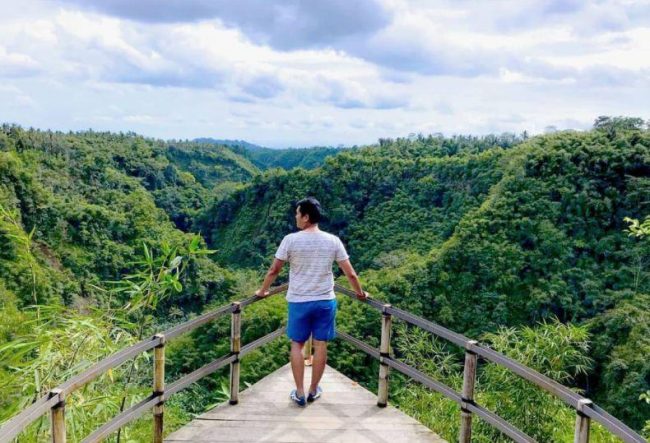Anjungan Tukad Melangit via IG @usmans4nusi, 1. Wisata Dream Beach, 2. Wisata Pantai Jungut Batu, 3. Wisata Jembatan Gantung, 4. Wisata Goa Gala, 5. Wisata Pantai Selambung Lembongan, 6. Wisata Bukit Panorama Nusa Lembongan, 7. Wisata Mushroom Beach, 8. Pantai Toya Pakeh, 9. Wisata Nusa Penida, 10. Wisata Nusa Lembongan, 11. Anjungan Tukad Melangit, 12. Manta Point, 13. Wisata Nusa Ceningan, 14. Wisata Pantai Crystal Bay, 15. Wisata Pantai Atuh, 16. Wisata Pantai Pasih Uug, 17. Wisata Mata Air Seganing, 18. Wisata Tebing Blue Lagoon, 19. Wisata Hutan Mangrove Lembongan, 20. Wisata Pulau Seribu, 21. Wisata Pantai Banah, 22. Wisata Pantai Andus, 23. Wisata Devil’s Tear Lembongan, 24. Wisata Goa Giri Putri, 25. Wisata Labuan Ampuak, 26. Menikmati Betapa Indahnya Wisata Teluk Sebila, 27. Wisata Guyangan Mata Air, 28. Wisata Pantai Suwehan, 29. Wisata Pantai Kelingking, 30. Wisata Tembeling Water Spring, 31. Wisata Angel’s Billabong, 32. Wisata Pura Paluang, 33. Wisata Bukit Teletubbies di Nusa penida, 34. Wisata Pantai Lepang, 35. Wisata Desa Tihingan Penghasil Gong Artistik, 36. Wisata Taman Gili Kerta Gosa, 37. Wisata Pantai Watu Klotok, 38. Wisata Pura Goa Lawah, 39. Wisata Desa Kamasan, 40. Wisata Arum Jeram Sungai Melangit, 41. Wisata Pura Taman Sari, 42. Wisata Bukit Belong Gunaksa, 43. Wisata Museum Seni Lukis Klasik Nyoman Gunarsa, 44. Wisata Goa Jepang, 45. Wisata Museum Semarajaya, 46. Wisata Pantai Kusamba, 47. Wisata Air Terjun Tukad Unda, 48. Wisata Pasar Seni Kota Semarapura, 49. Wisata Lapangan Puputan Klungkung, 50. Wisata Monumen Puputan, 51. Wisata Pura Lembongan, 52. Tanjung Pandan, 53. Rumah Pohon Batu Molenteng, 54. Wisata Pohon Cinta Nusa penida, 55. Wisata Kuliner Bubur Ledok, 56. Wisata Kuliner Serombotan Klungkung