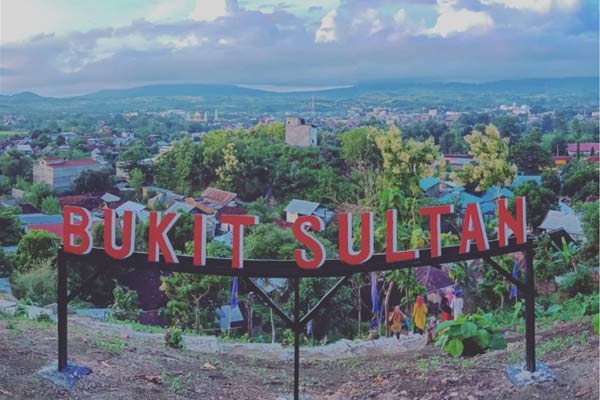 Bukit Sultan via Instagram.com acepds45, 1. Wisata Pulau Satonda, 2. Wisata Gunung Tambora, 3. Wisata Padang Savana Doro Ncanga, 4. Wisata Bukit Matompo, 5. Wisata Nisa Pudu, Wisata Teluk Saleh nan Tropis, 6. Wisata Air Terjun Di Sori Oi Marai, 7. Wisata Pantai Hodo, 8. Wisata Air Terjun Panca Saneo, 9. Wisata Masjid Baiturrahman Dompu, 10. Wisata Pantai Ria, 11. Wisata Air Terjun Kancira, 12. Wisata Bendungan Mila, 13. Wisata Rora, 14. Wisata Air Terjun Walet Putih, 15. Wisata Ncanga Tolu, 16. Wisata Pantai Lakey, 17. Bukit Sultan, 18. Air Terjun Sori Panca, 19. Pantai Wadu Jao