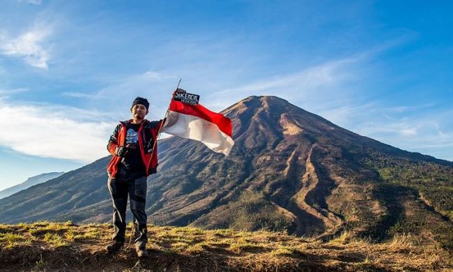 Gunung Agung via Kompas, 1. Wisata Air Terjun Yeh Poh, 2. Wisata Bukit Asmara, 3. Wisata Air Terjun Telaga Waja, 4. Wisata Masjid Baiturrahman, 5. Wisata Pura Bukit Gumang, 6. Wisata Air Terjun Jagasatru, 7. Wisata Gunung Dwangga, 8. Wisata Air Terjun Tibu Kresek, 9. Wisata Pantai Balina, 10. Wisata Rumah Coklat, 11. Wisata Telaga Waja Rafting, 12. Wisata Bukit Putung, 13. Wisata Desa Iseh, 14. Wisata Pura Besakih, 15. Wisata Bukit Jambul, 16. Wisata Air Terjun Tibu Tengah, 17. Wisata Air Terjun Yeh Labuh, 18. Wisata Banjar Bukit Tabunan, 19. Wisata Cepik Sidemen, 20.  Wisata Pantai Wates, 21. Wisata Jembatan Kuning Yeh Unda, 22. Wisata Air Terjun Tibumati, 23. Wisata Bukit Nampo Sibetan, 24.  Wisata Dermaga Tanah Ampo, 25. Wisata Pantai Jasri, 26. Wisata bendungan Yeh Unda Hulu, 27. Wisata Pantai Labuan Jelung, 28. Wisata Pantai Ujung, 29. Wisata Kuliner sate Lilit, 30. Wisata Kuliner Nasi Sela, 31. Wisata Pantai Pasih Kelod, 32. Wisata White Sand Beach, 33. Wisata Rumah Bambu Pengalon, 34. Wisata Pantai Sosro, 35. Wisata Pura Dalem Puri, 36. Wisata Warung Sunset Point, 37. Wisata Pantai Bias Tugel, 38. Wisata Pura Candidasa, 39. Wisata Blue Lagoon Beach, 40. Wisata Pura Silayukti, 41. Wisata Kuliner Plecing Telengis, 42. Wisata Pura Lempuyang, 43. Wisata Pura Pasar Agung, 44. Wisata Pantai Labuan Amuk, 45.  Wisata Taman Soekasada, 46. Wisata Tenun Ikat Bali Arta Nadi, 47. Wisata Bukit Asah Bugbug, 48. Wisata Kampung Muslim Kecicang Islam, 49. Wisata Gunung Agung, 50. Wisata Pantai Virgin, 51. Lotus Lagoon Candidasa, 52. Wisata Tenganan Pegringsingan, 53. Wisata Yeh Malet, 54. Wisata Pantai Tapak Lawang, 55. Wisata Puri Agung Karangasem, 56. Wisata Tirta Gangga, 57. Wisata Padangbai, 58. Wisata Rumah Pohon, 59. Wisata Agrowisata Abian Salak, 60. Wisata Pantai Jemeluk, 61. Wisata Pantai Tulamben, 62. Ayunan Sidemen Bali, 63. Diving dan Snorkeling di Pantai Amed, 64. Air Terjun Batu Angsel, 65. Padang Bunga Kasna, 66. Ladang Bunga Gemitir, 67. Rumah Pohon Bukit Lemped