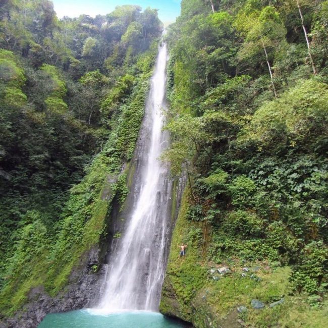 Wisata Air Terjun Panca Saneo via IG @irfan__ferdi, 1. Wisata Pulau Satonda, 2. Wisata Gunung Tambora, 3. Wisata Padang Savana Doro Ncanga, 4. Wisata Bukit Matompo, 5. Wisata Nisa Pudu, Wisata Teluk Saleh nan Tropis, 6. Wisata Air Terjun Di Sori Oi Marai, 7. Wisata Pantai Hodo, 8. Wisata Air Terjun Panca Saneo, 9. Wisata Masjid Baiturrahman Dompu, 10. Wisata Pantai Ria, 11. Wisata Air Terjun Kancira, 12. Wisata Bendungan Mila, 13. Wisata Rora, 14. Wisata Air Terjun Walet Putih, 15. Wisata Ncanga Tolu, 16. Wisata Pantai Lakey, 17. Bukit Sultan, 18. Air Terjun Sori Panca, 19. Pantai Wadu Jao