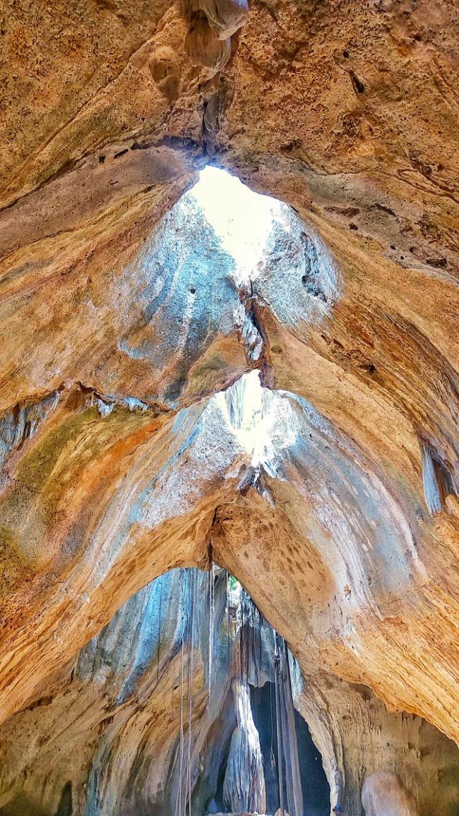 Wisata Gua Lie Mabala via Twitter, 1. Wisata Grand Canyon Kelabba Maja, 2. Pantai Bollow, 3. Pantai Lobohede, 4. Wisata Pantai Hailape, 5. Wisata Pantai Napae, 6. Wisata Pantai Bali, 7. Wisata Bukit Lede Pemulu, 8. Wisata Koloudju, 9. Wisata Huwaga, 10. Wisata Pantai Seba, 11. Wisata Gua Lie Mabala, 12. Pantai Ege, 13. Danau Lederaga, 14. Pantai Lederaga, 15. Pantai Rai Mea, 16. Bukit Salju, Wisata Alam Sabu Raijua, 17. Wisata Kampung Namata, Wisata Budaya Sabu Raijua, 18. Istana Teni Hawu, Wisata Sejarah Sabu Raijua 