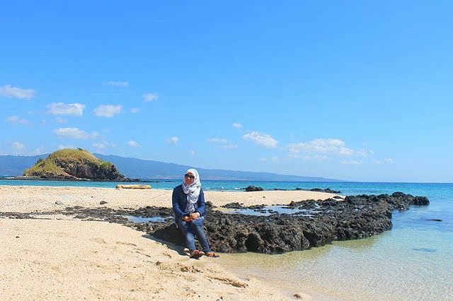 Wisata Nisa Pudu via IG, 1. Wisata Pulau Satonda, 2. Wisata Gunung Tambora, 3. Wisata Padang Savana Doro Ncanga, 4. Wisata Bukit Matompo, 5. Wisata Nisa Pudu, Wisata Teluk Saleh nan Tropis, 6. Wisata Air Terjun Di Sori Oi Marai, 7. Wisata Pantai Hodo, 8. Wisata Air Terjun Panca Saneo, 9. Wisata Masjid Baiturrahman Dompu, 10. Wisata Pantai Ria, 11. Wisata Air Terjun Kancira, 12. Wisata Bendungan Mila, 13. Wisata Rora, 14. Wisata Air Terjun Walet Putih, 15. Wisata Ncanga Tolu, 16. Wisata Pantai Lakey, 17. Bukit Sultan, 18. Air Terjun Sori Panca, 19. Pantai Wadu Jao