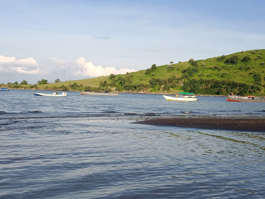 Wisata Pantai Oi Caba, 1. Wisata Cagar Budaya Uma Lengge, 2. Wisata Bukit Pundu Nence, 3. Wisata Pulau Ular, 4. Wisata Pantai Wane, 5. Wisata Pantai Kalaki, 6. Wisata Pantai Lariti, 7. Wisata Pantai Lawata, 8. Wisata Pantai Rontu, 9. Wisata Pantai Pink, 10. Wisata Pantai Labangka, 11. Wisata Pulau Kelapa, 12. Wisata Tanjung Meriam, 13. Wisata Pantai Papa, 14. Wisata Pantai Torowamba, 15. Wisata Pantai So Dau, 16. Wisata Pantai Oi Caba, 17. Wisata Sungai Kalate Ndira, 18. Wisata Air Terjun Busu, 19. Wisata Gunung Tambora, 20. Bukit Pundu Nence, 21. Wisata Bukit Matompo, 22. Wisata Pantai Wadu Baba, 23. Wisata Pulau Sangeang, 24. Wisata Museum Asi Mbojo, 25. Wisata Air Terjun Bombo Roi, 26. Wisata Gua Ringi Ncanga, 27. Wisata Pulau Kambing, 28. Pantai Lawoli, 29. Pantai So Numbe, 30. Dermaga TPI, 31. Air Terjun Kalemba, 32. Air Terjun Bombo Ntonggu, 33. Pemandian Madapangga