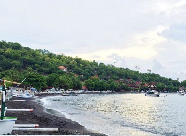 Wisata Pantai Jemeluk, 1. Wisata Air Terjun Yeh Poh, 2. Wisata Bukit Asmara, 3. Wisata Air Terjun Telaga Waja, 4. Wisata Masjid Baiturrahman, 5. Wisata Pura Bukit Gumang, 6. Wisata Air Terjun Jagasatru, 7. Wisata Gunung Dwangga, 8. Wisata Air Terjun Tibu Kresek, 9. Wisata Pantai Balina, 10. Wisata Rumah Coklat, 11. Wisata Telaga Waja Rafting, 12. Wisata Bukit Putung, 13. Wisata Desa Iseh, 14. Wisata Pura Besakih, 15. Wisata Bukit Jambul, 16. Wisata Air Terjun Tibu Tengah, 17. Wisata Air Terjun Yeh Labuh, 18. Wisata Banjar Bukit Tabunan, 19. Wisata Cepik Sidemen, 20.  Wisata Pantai Wates, 21. Wisata Jembatan Kuning Yeh Unda, 22. Wisata Air Terjun Tibumati, 23. Wisata Bukit Nampo Sibetan, 24.  Wisata Dermaga Tanah Ampo, 25. Wisata Pantai Jasri, 26. Wisata bendungan Yeh Unda Hulu, 27. Wisata Pantai Labuan Jelung, 28. Wisata Pantai Ujung, 29. Wisata Kuliner sate Lilit, 30. Wisata Kuliner Nasi Sela, 31. Wisata Pantai Pasih Kelod, 32. Wisata White Sand Beach, 33. Wisata Rumah Bambu Pengalon, 34. Wisata Pantai Sosro, 35. Wisata Pura Dalem Puri, 36. Wisata Warung Sunset Point, 37. Wisata Pantai Bias Tugel, 38. Wisata Pura Candidasa, 39. Wisata Blue Lagoon Beach, 40. Wisata Pura Silayukti, 41. Wisata Kuliner Plecing Telengis, 42. Wisata Pura Lempuyang, 43. Wisata Pura Pasar Agung, 44. Wisata Pantai Labuan Amuk, 45.  Wisata Taman Soekasada, 46. Wisata Tenun Ikat Bali Arta Nadi, 47. Wisata Bukit Asah Bugbug, 48. Wisata Kampung Muslim Kecicang Islam, 49. Wisata Gunung Agung, 50. Wisata Pantai Virgin, 51. Lotus Lagoon Candidasa, 52. Wisata Tenganan Pegringsingan, 53. Wisata Yeh Malet, 54. Wisata Pantai Tapak Lawang, 55. Wisata Puri Agung Karangasem, 56. Wisata Tirta Gangga, 57. Wisata Padangbai, 58. Wisata Rumah Pohon, 59. Wisata Agrowisata Abian Salak, 60. Wisata Pantai Jemeluk, 61. Wisata Pantai Tulamben, 62. Ayunan Sidemen Bali, 63. Diving dan Snorkeling di Pantai Amed, 64. Air Terjun Batu Angsel, 65. Padang Bunga Kasna, 66. Ladang Bunga Gemitir, 67. Rumah Pohon Bukit Lemped