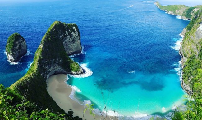 Wisata Pantai Kelingking, 1. Wisata Dream Beach, 2. Wisata Pantai Jungut Batu, 3. Wisata Jembatan Gantung, 4. Wisata Goa Gala, 5. Wisata Pantai Selambung Lembongan, 6. Wisata Bukit Panorama Nusa Lembongan, 7. Wisata Mushroom Beach, 8. Pantai Toya Pakeh, 9. Wisata Nusa Penida, 10. Wisata Nusa Lembongan, 11. Anjungan Tukad Melangit, 12. Manta Point, 13. Wisata Nusa Ceningan, 14. Wisata Pantai Crystal Bay, 15. Wisata Pantai Atuh, 16. Wisata Pantai Pasih Uug, 17. Wisata Mata Air Seganing, 18. Wisata Tebing Blue Lagoon, 19. Wisata Hutan Mangrove Lembongan, 20. Wisata Pulau Seribu, 21. Wisata Pantai Banah, 22. Wisata Pantai Andus, 23. Wisata Devil’s Tear Lembongan, 24. Wisata Goa Giri Putri, 25. Wisata Labuan Ampuak, 26. Menikmati Betapa Indahnya Wisata Teluk Sebila, 27. Wisata Guyangan Mata Air, 28. Wisata Pantai Suwehan, 29. Wisata Pantai Kelingking, 30. Wisata Tembeling Water Spring, 31. Wisata Angel’s Billabong, 32. Wisata Pura Paluang, 33. Wisata Bukit Teletubbies di Nusa penida, 34. Wisata Pantai Lepang, 35. Wisata Desa Tihingan Penghasil Gong Artistik, 36. Wisata Taman Gili Kerta Gosa, 37. Wisata Pantai Watu Klotok, 38. Wisata Pura Goa Lawah, 39. Wisata Desa Kamasan, 40. Wisata Arum Jeram Sungai Melangit, 41. Wisata Pura Taman Sari, 42. Wisata Bukit Belong Gunaksa, 43. Wisata Museum Seni Lukis Klasik Nyoman Gunarsa, 44. Wisata Goa Jepang, 45. Wisata Museum Semarajaya, 46. Wisata Pantai Kusamba, 47. Wisata Air Terjun Tukad Unda, 48. Wisata Pasar Seni Kota Semarapura, 49. Wisata Lapangan Puputan Klungkung, 50. Wisata Monumen Puputan, 51. Wisata Pura Lembongan, 52. Tanjung Pandan, 53. Rumah Pohon Batu Molenteng, 54. Wisata Pohon Cinta Nusa penida, 55. Wisata Kuliner Bubur Ledok, 56. Wisata Kuliner Serombotan Klungkung