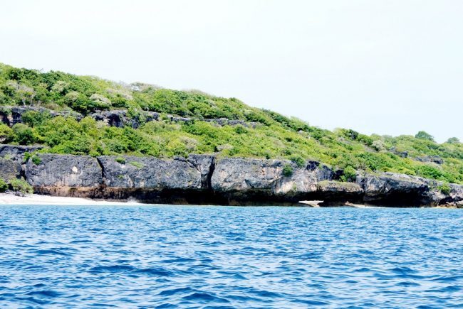 Wisata Pantai Seba, 1. Wisata Grand Canyon Kelabba Maja, 2. Pantai Bollow, 3. Pantai Lobohede, 4. Wisata Pantai Hailape, 5. Wisata Pantai Napae, 6. Wisata Pantai Bali, 7. Wisata Bukit Lede Pemulu, 8. Wisata Koloudju, 9. Wisata Huwaga, 10. Wisata Pantai Seba, 11. Wisata Gua Lie Mabala, 12. Pantai Ege, 13. Danau Lederaga, 14. Pantai Lederaga, 15. Pantai Rai Mea, 16. Bukit Salju, Wisata Alam Sabu Raijua, 17. Wisata Kampung Namata, Wisata Budaya Sabu Raijua, 18. Istana Teni Hawu, Wisata Sejarah Sabu Raijua 