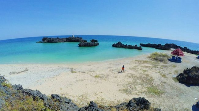 Wisata Pantai Tiang Bendera via Satutenda, 1. Wisata Batu Termanu, 2. Wisata Tangga 300, 3. Wisata Pantai Mulut Seribu, 4. Wisata Pantai Nembrala, 5. Wisata Mata Air Oemau, 6. Wisata Pulau Do’o, 7. Wisata Pantai Tolanamon, 8. Wisata Pulau Ndana, 9. Wisata Bukit Bebalain, 10. Wisata Danau Laut Mati, 11. Wisata Pantai Bo’a, 12. Wisata Pantai Laviti, 13. Wisata Pemandian Sulimatan, 14. Wisata Pantai Tiang Bendera, 15. Wisata Pantai Telaga Nirwana, 16. Wisata Pantai Dombo, 17. Pantai dan Hutan Mangrove Litianak, 18. Air Terjun Fakakain Oefamba, 19. Air Terjun Oe Kod’de, 20. Titik Nol Kilometer Selatan Indonesia, 21. Pantai Oebi’ik dan Pantai Lala’din, 22. Telaga Leleen Landu, 23. Puncak ASEAN, 24. Pantai Oeseli, 25. Pantai Batu Pintu, 26. Pantai Lifu Lada, 27. Pantai Tongga, 28. Pantai Lutubabatu dan Pantai Tolama, 29. Pantai Sai Oebole, 30. Danau Merah, 31. Pantai Nemberala, 32. Pantai Oesosole