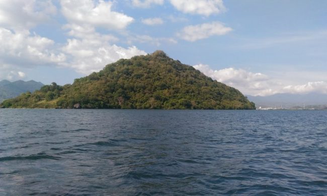 Wisata Pulau Kambing via Lombokatraktif.blogspotcom, 1. Wisata Cagar Budaya Uma Lengge, 2. Wisata Bukit Pundu Nence, 3. Wisata Pulau Ular, 4. Wisata Pantai Wane, 5. Wisata Pantai Kalaki, 6. Wisata Pantai Lariti, 7. Wisata Pantai Lawata, 8. Wisata Pantai Rontu, 9. Wisata Pantai Pink, 10. Wisata Pantai Labangka, 11. Wisata Pulau Kelapa, 12. Wisata Tanjung Meriam, 13. Wisata Pantai Papa, 14. Wisata Pantai Torowamba, 15. Wisata Pantai So Dau, 16. Wisata Pantai Oi Caba, 17. Wisata Sungai Kalate Ndira, 18. Wisata Air Terjun Busu, 19. Wisata Gunung Tambora, 20. Bukit Pundu Nence, 21. Wisata Bukit Matompo, 22. Wisata Pantai Wadu Baba, 23. Wisata Pulau Sangeang, 24. Wisata Museum Asi Mbojo, 25. Wisata Air Terjun Bombo Roi, 26. Wisata Gua Ringi Ncanga, 27. Wisata Pulau Kambing, 28. Pantai Lawoli, 29. Pantai So Numbe, 30. Dermaga TPI, 31. Air Terjun Kalemba, 32. Air Terjun Bombo Ntonggu, 33. Pemandian Madapangga