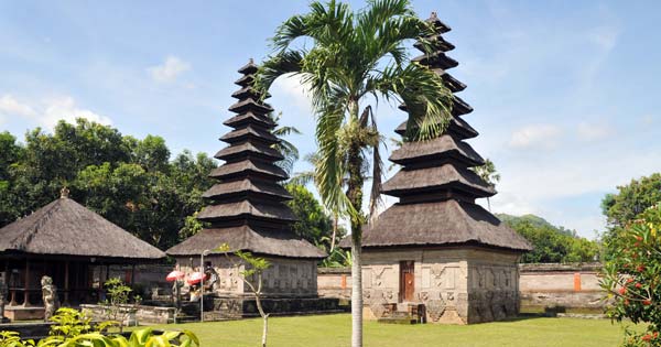 Wisata Pura Taman Sari, 1. Wisata Dream Beach, 2. Wisata Pantai Jungut Batu, 3. Wisata Jembatan Gantung, 4. Wisata Goa Gala, 5. Wisata Pantai Selambung Lembongan, 6. Wisata Bukit Panorama Nusa Lembongan, 7. Wisata Mushroom Beach, 8. Pantai Toya Pakeh, 9. Wisata Nusa Penida, 10. Wisata Nusa Lembongan, 11. Anjungan Tukad Melangit, 12. Manta Point, 13. Wisata Nusa Ceningan, 14. Wisata Pantai Crystal Bay, 15. Wisata Pantai Atuh, 16. Wisata Pantai Pasih Uug, 17. Wisata Mata Air Seganing, 18. Wisata Tebing Blue Lagoon, 19. Wisata Hutan Mangrove Lembongan, 20. Wisata Pulau Seribu, 21. Wisata Pantai Banah, 22. Wisata Pantai Andus, 23. Wisata Devil’s Tear Lembongan, 24. Wisata Goa Giri Putri, 25. Wisata Labuan Ampuak, 26. Menikmati Betapa Indahnya Wisata Teluk Sebila, 27. Wisata Guyangan Mata Air, 28. Wisata Pantai Suwehan, 29. Wisata Pantai Kelingking, 30. Wisata Tembeling Water Spring, 31. Wisata Angel’s Billabong, 32. Wisata Pura Paluang, 33. Wisata Bukit Teletubbies di Nusa penida, 34. Wisata Pantai Lepang, 35. Wisata Desa Tihingan Penghasil Gong Artistik, 36. Wisata Taman Gili Kerta Gosa, 37. Wisata Pantai Watu Klotok, 38. Wisata Pura Goa Lawah, 39. Wisata Desa Kamasan, 40. Wisata Arum Jeram Sungai Melangit, 41. Wisata Pura Taman Sari, 42. Wisata Bukit Belong Gunaksa, 43. Wisata Museum Seni Lukis Klasik Nyoman Gunarsa, 44. Wisata Goa Jepang, 45. Wisata Museum Semarajaya, 46. Wisata Pantai Kusamba, 47. Wisata Air Terjun Tukad Unda, 48. Wisata Pasar Seni Kota Semarapura, 49. Wisata Lapangan Puputan Klungkung, 50. Wisata Monumen Puputan, 51. Wisata Pura Lembongan, 52. Tanjung Pandan, 53. Rumah Pohon Batu Molenteng, 54. Wisata Pohon Cinta Nusa penida, 55. Wisata Kuliner Bubur Ledok, 56. Wisata Kuliner Serombotan Klungkung