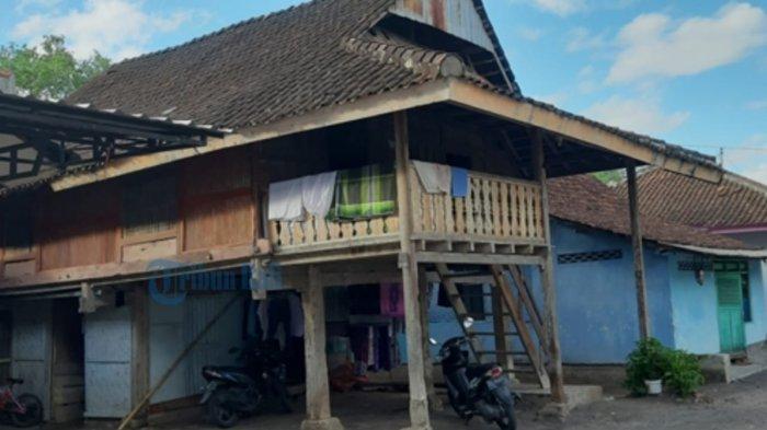 Wisata Rumah Panggung via Tribunnews, 1. Pantai Perancak, 2. Wisata Pantai Medewi, 3. Pura Rambut Siwi, 4. Wisata Pantai Perancak Candikusuma, 5. Wisata Teluk Gilimanuk, 6. Wisata Monumen Lintas Laut Jawa – Bali, 7. Taman Nasional Bali Barat, 8. Wisata Bendungan Palasari, 9. Wisata Bunut Bolong, 10. Wisata Pantai Baluk Rening, 11. Wisata Pura Jati, 12. Wisata Pantai Delod Berawah, 13. Wisata Pantai Pengeragoan, 14. Wisata Pura Majapahit, 15. Wisata Museum Manusia Purba, 16. Wisata Air Tirta Lestari Gumbrih, 17. Wisata Desa Sangkaragung, 18. Wisata Rest Area Rambut Siwi, 19. Wisata Alun – Alun Jembrana, 20. Wisata Bendungan Benel, 21. Wisata Karang Sewu, 22. Wisata Desa Blimbing, 23. Wisata Makam Tua, 24. Wisata Rumah Panggung, 25. Wisata Kuliner Ayam Betutu, 26. Wisata Tukad Gelar, 27. Wisata Air Terjun Juwuk Manis, 28. Wisata Makepung, 29. Wisata Puncak Mawar, 30. Pantai Yeh Leh, 31. Pantai Yeh Kuning, 32. Pantai Candikusuma, 33. Wisata Pantai Pebuahan, 34. Wisata Taman Siwa, 35. Pelabuhan Perikanan Pengambengan, 36. Air Terjun Bidadari, 37. Wisata Pelabuhan Gilimanuk, 38. Puncak JR, 39. Wisata Green Cliff Yeh Embang Kangin, 40. Pantai Karang Impian, 41. Air Terjun Batu Belah Dewasana, 42. Waterpark Giri Buana, 43. Pura Jagatnatha