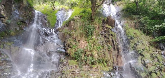 Air Terjun Wae Lekot, 1. Air Terjun Wae Lekot, 2. Menyaksikan Matahari Terbit di Bukit Golo Ndalo, 3. Wisata Pantai Mausui, 4. Wisata Pantai Mbolata, 5. Danau Rana Mese, 6. Wisata Pantai Liang Bala, 7. Wisata Borong, 8. Wisata Cepiwatu Beach, 9. Wisata Kampung Jawang, 10. Wisata Poco Mandasawu, 11. Padang Sabana Mausui, 12. Wisata Cunca Rede, 13. Wisata Lembor Manggarai Barat, 14. Gua Maria Cingcoleng, 15. Air Terjun Cuncang Ntangis, 16. Gunung Poco Ndeki, 17. Wisata Pantai Mabaruju, 18. Wisata Pantai Sawah Garam