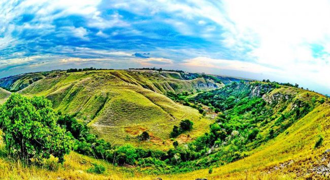 Bukit Waibakul - Tempat wisata di sumba tengah, 1. Wisata Pantai Maloba, 2. Wisata Pantai Aili, 3. Wisata Pantai Konda Maloba, 4. Wisata Pantai Wendei, 5. Wisata Bukit Mamboro, 6. Wisata Kampung Adat Wawarongu, 7. Wisata Air Terjun Harunda, 8. Wisata Tugu Ornamen, 9. Wisata Air Terjun Matayangu, 10. Wisata Hutan Tarandu, 11. Bukit Warinding, 12. Wisata Pantai Lenang, 13. Wisata Pantai Kapulit, 14. Bukit Waibakul, 15. Bukit Cendana, 16. Wisata Air Terjun Kolam Jodoh Sumba Timur, 17. Air Terjun Lapopu