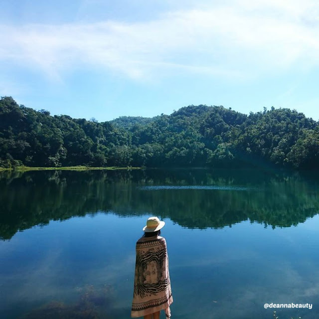 Danau Rana Mese via IG@deannabeauty, 1. Air Terjun Wae Lekot, 2. Menyaksikan Matahari Terbit di Bukit Golo Ndalo, 3. Wisata Pantai Mausui, 4. Wisata Pantai Mbolata, 5. Danau Rana Mese, 6. Wisata Pantai Liang Bala, 7. Wisata Borong, 8. Wisata Cepiwatu Beach, 9. Wisata Kampung Jawang, 10. Wisata Poco Mandasawu, 11. Padang Sabana Mausui, 12. Wisata Cunca Rede, 13. Wisata Lembor Manggarai Barat, 14. Gua Maria Cingcoleng, 15. Air Terjun Cuncang Ntangis, 16. Gunung Poco Ndeki, 17. Wisata Pantai Mabaruju, 18. Wisata Pantai Sawah Garam