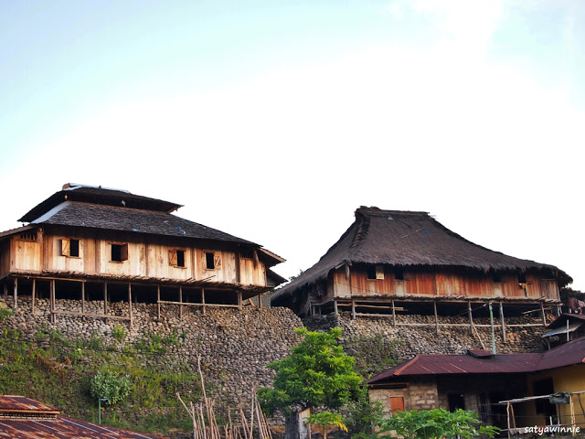 Kampung Adat Wolotopo via Satyawinnie, 1. Wisata Taman Renungan Bung Karno, 2. Wisata Situs Pengasingan Bung Karno, 3. Wisata Pantai Tangga Alam, 4. Wisata Pantai Mbu’u, 5. Wisata Pantai Ria, 6. Wisata Museum Tenun Ikat, 7. Wisata Museum Bahari, 9. Wisata Kampung Adat Wologai, 10. Wisata Kampung Adat Ranggase, 11. Wisata Gunung Meja, 12. Wisata Gunung Iya, 13. Wisata Danau Kelimutu, 14. Wisata Pantai Batu Cincin, 15. Wisata Air Terjun Murundao Ende, 16. Pantai Batu Biru, 17. Pantai Ena Bara Maurole, 18. Air Terjun Kede Bodu, 19. Bukit Cinta Ende, 20. Kampung Adat Saga, 21. Bukit Liaga, 22. Kampung Adat Wolotopo