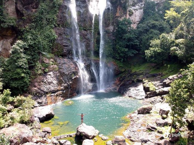 Wisata Air Terjun Cunca Rami via IG @pipin2703, 1. Wisata Danau Lotus, 2. Wisata Rumah Adat Wae Rebo, 3. Wisata Kampung Adat Todo, 4. Wisata Pulau Rinca, 5. Wisata Pulau Kelor, 6. Wisata Liang Bua, 7. Wisata Pulau Mules, 8. Wisata Air Terjun Cunca Rami, 9. Wisata Danau Rana Mese, 10. Wisata Golo Lantar, 11. Wisata Kanawa Island, 12. Wisata Bukit Silvia, 13. Wisata Kota Ruteng, 14. Sawah Lodok