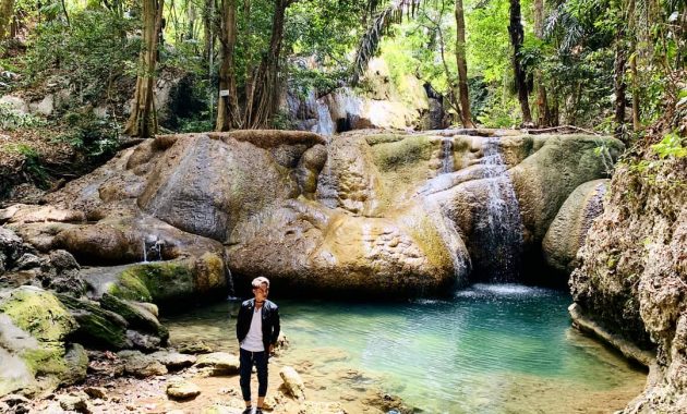 Wisata Air Terjun Oenesu via IG @siegfrid_cloud, 1. Wisata Taman Nasional Pulau Komodo, 2. Wisata Danau Kelimutu, 3. Wisata Pantai Lasiana, 4. Wisata Pulau Padar, 5. Wisata Pulau Kera, 6. Wisata Labuan Bajo, 7. Wisata Pantai Neam, 8. Wisata Danau Sano Nggoang, 9. Wisata Pulau Alor, 10. Wisata Rumah Adat dan Pasola, 11. Wisata Pink Beach, 12. Wisata Air Terjun Oenesu, 13. Wisata Benteng Makes, 14. Wisata Air Terjun Noelaku, 15. Wisata Pulau Kanawa, 16. Wisata Goa Batu Cermin, 17. Wisata Gili Laba, 18. Wisata Air Terjun Cuaca Wulang, 19. Wisata Air Terjun Weikelo Sawah, 20. Wisata Air Terjun Tanggedu, 21. Wisata Pulau Semau, 22. Wisata Pantai Batu Biru, 23. Wisata Air Panas Mengeruda, 24. Wisata Bukit Cinta, 25. Wisata Gunung Mutis, 26. Wisata Pantai Nembrala, 27. Wisata Pulau Riung, 28. Wisata Pantai Kolbano, 29. Wisata Pantai Timor, 30. Wisata Pantai Pasir Panjang