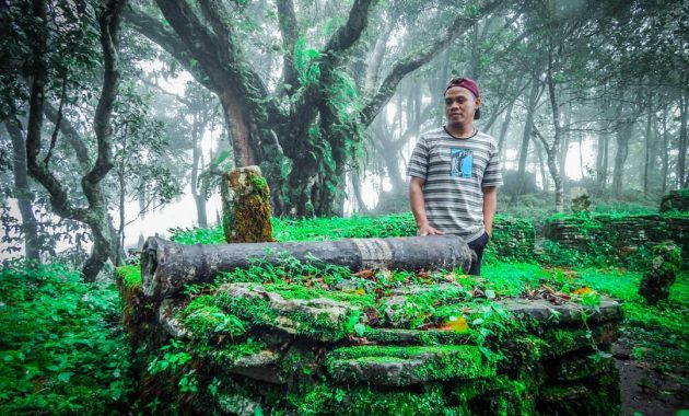 Wisata Benteng Makes via IG @nexenbere, 1. Wisata Taman Nasional Pulau Komodo, 2. Wisata Danau Kelimutu, 3. Wisata Pantai Lasiana, 4. Wisata Pulau Padar, 5. Wisata Pulau Kera, 6. Wisata Labuan Bajo, 7. Wisata Pantai Neam, 8. Wisata Danau Sano Nggoang, 9. Wisata Pulau Alor, 10. Wisata Rumah Adat dan Pasola, 11. Wisata Pink Beach, 12. Wisata Air Terjun Oenesu, 13. Wisata Benteng Makes, 14. Wisata Air Terjun Noelaku, 15. Wisata Pulau Kanawa, 16. Wisata Goa Batu Cermin, 17. Wisata Gili Laba, 18. Wisata Air Terjun Cuaca Wulang, 19. Wisata Air Terjun Weikelo Sawah, 20. Wisata Air Terjun Tanggedu, 21. Wisata Pulau Semau, 22. Wisata Pantai Batu Biru, 23. Wisata Air Panas Mengeruda, 24. Wisata Bukit Cinta, 25. Wisata Gunung Mutis, 26. Wisata Pantai Nembrala, 27. Wisata Pulau Riung, 28. Wisata Pantai Kolbano, 29. Wisata Pantai Timor, 30. Wisata Pantai Pasir Panjang