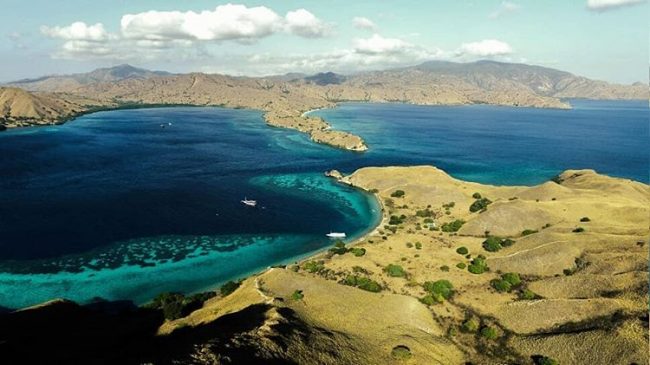 Wisata Gili Laba via labuanbajotour, 1. Wisata Taman Nasional Pulau Komodo, 2. Wisata Danau Kelimutu, 3. Wisata Pantai Lasiana, 4. Wisata Pulau Padar, 5. Wisata Pulau Kera, 6. Wisata Labuan Bajo, 7. Wisata Pantai Neam, 8. Wisata Danau Sano Nggoang, 9. Wisata Pulau Alor, 10. Wisata Rumah Adat dan Pasola, 11. Wisata Pink Beach, 12. Wisata Air Terjun Oenesu, 13. Wisata Benteng Makes, 14. Wisata Air Terjun Noelaku, 15. Wisata Pulau Kanawa, 16. Wisata Goa Batu Cermin, 17. Wisata Gili Laba, 18. Wisata Air Terjun Cuaca Wulang, 19. Wisata Air Terjun Weikelo Sawah, 20. Wisata Air Terjun Tanggedu, 21. Wisata Pulau Semau, 22. Wisata Pantai Batu Biru, 23. Wisata Air Panas Mengeruda, 24. Wisata Bukit Cinta, 25. Wisata Gunung Mutis, 26. Wisata Pantai Nembrala, 27. Wisata Pulau Riung, 28. Wisata Pantai Kolbano, 29. Wisata Pantai Timor, 30. Wisata Pantai Pasir Panjang
