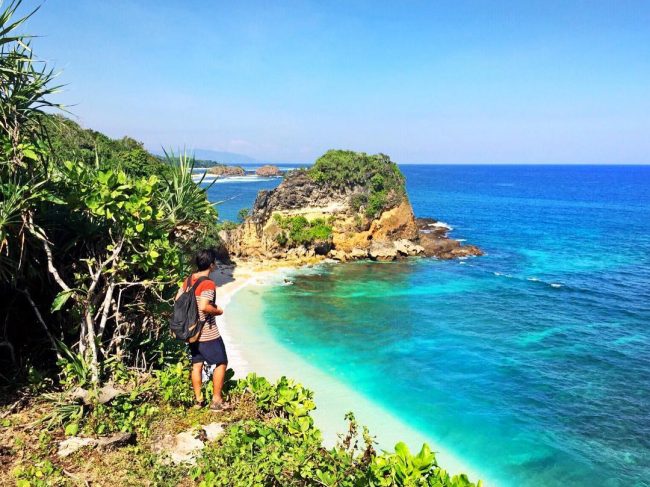 Wisata Pantai Lailiang via IG @alvonsoalberto - Tempat Wisata di Sumba Barat, 1. Wisata Danau Malaikat, Laguna Weekuri, 2. Wisata Air Terjun Waikelo Sawah, 3. Wisata Desa Ratenggaro, 4. Wisata Kampung Tarung, 5. Wisata Pantai Mbawana, 6. Wisata Air Terjun Waimarang, 7. Wisata Air Terjun Tanggedu, 8. Wisata Nihiwatu Beach, 9. Wisata Patung Kuda Kota Waikabubak, 10. Wisata Pantai Kerewei, 11. Wisata Kampung Parijing, 12. Wisata Pantai Lailiang, 13. Wisata Pantai Pahiwi, 14. Wisata Pantai Bina Natu, 15. Wisata Kampung Adat Praigoli, 16. Wisata Pantai Ratenggaro
