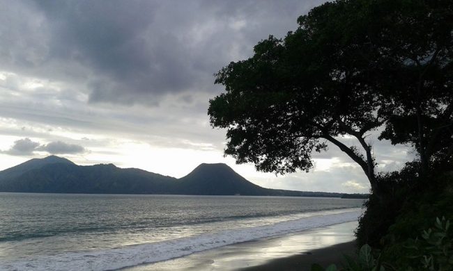 Wisata Pantai Tangga Alam via Tigadanauwarna, 1. Wisata Taman Renungan Bung Karno, 2. Wisata Situs Pengasingan Bung Karno, 3. Wisata Pantai Tangga Alam, 4. Wisata Pantai Mbu’u, 5. Wisata Pantai Ria, 6. Wisata Museum Tenun Ikat, 7. Wisata Museum Bahari, 9. Wisata Kampung Adat Wologai, 10. Wisata Kampung Adat Ranggase, 11. Wisata Gunung Meja, 12. Wisata Gunung Iya, 13. Wisata Danau Kelimutu, 14. Wisata Pantai Batu Cincin, 15. Wisata Air Terjun Murundao Ende, 16. Pantai Batu Biru, 17. Pantai Ena Bara Maurole, 18. Air Terjun Kede Bodu, 19. Bukit Cinta Ende, 20. Kampung Adat Saga, 21. Bukit Liaga, 22. Kampung Adat Wolotopo