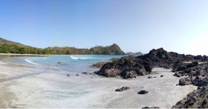 Wisata Pantai Wendei, 1. Wisata Pantai Maloba, 2. Wisata Pantai Aili, 3. Wisata Pantai Konda Maloba, 4. Wisata Pantai Wendei, 5. Wisata Bukit Mamboro, 6. Wisata Kampung Adat Wawarongu, 7. Wisata Air Terjun Harunda, 8. Wisata Tugu Ornamen, 9. Wisata Air Terjun Matayangu, 10. Wisata Hutan Tarandu, 11. Bukit Warinding, 12. Wisata Pantai Lenang, 13. Wisata Pantai Kapulit, 14. Bukit Waibakul, 15. Bukit Cendana, 16. Wisata Air Terjun Kolam Jodoh Sumba Timur, 17. Air Terjun Lapopu
