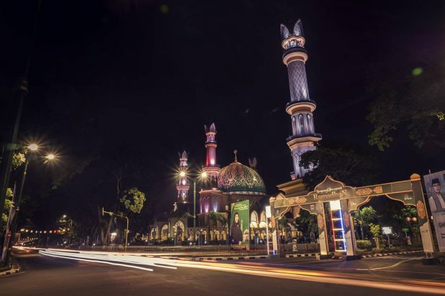 Wisata Religi Ke Masjid Islamic Center NTB via IG @egonronk, 1. Wisata Pantai Penghulu Agung, 2. Wisata Taman Mayura, 3. Wisata Pantai Ampenan, 4. Wisata The Griya, 5. Wisata Religi Ke Masjid Islamic Center NTB, 6. Wisata Pura Batu Bolong, 7. Wisata Pantai Senggigi, 8. Wisata Taman Narmada, 9. Wisata Kota Tua Ampenan, 10. Wisata Pura Meru, 11. Wisata Taman Udayana, 12. Wisata Museum Negeri Nusa Tenggara Barat, 13. Wisata Taman Sangkareanng, 14. Wisata Pura Agung Gunung Sari, 15. Wisata Desa Beleka, 16. Wisata Desa Penunjak, 17. Wisata Pantai Sire, 18. Wisata Pantai Cemare, 19. Wisata Pantai Loang Baloq, 20. Wisata Pantai Nipah, 21. Wisata Kampung Ala Jepang, 22. Wisata Waterpark Kura – Kura