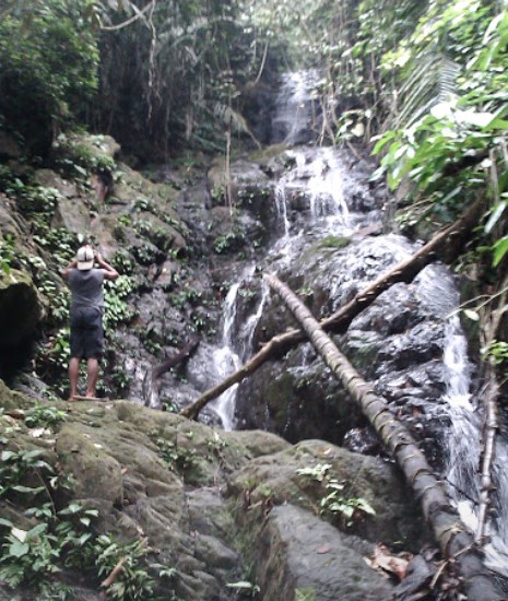 Air Terjun Lama Rantau Prapat via Google, 1. Tugu Juang 45 Lobusona, 2. Air Terjun Linggahara, 3. Bukit Hijau Permai, 4. Waterboom Aek Janji, 5. Pulau Sikantan, 6. Sapadia Bombara Waterpark, 7. Air Terjun Sirao – Rao, 8. Bumi Perkemahan Alam Bandar, 9. Pantai Kahona, 10. Luppatan Tali – Tali, 11. Air Terjun Lama Rantau Prapat, 12. Tugu Simpang Empat, 13. Wisata Alam Aek Buru, 14. Puncak Hoza, 15. Tugu Simpang Enam