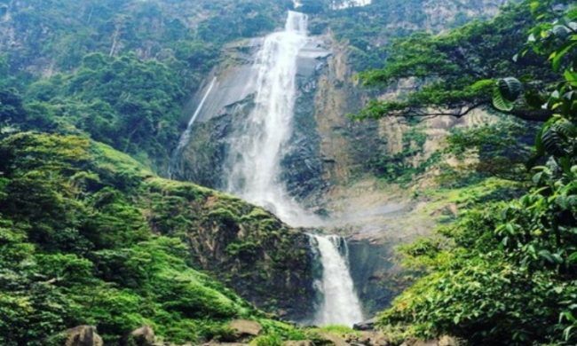 Air Terjun Ponot via Indoholidaytourguide, 1. Masjid Agung Ahmad Bakrie Kisaran, 2. Air Terjun Ponot, 3. Alun – alun Rambate Raya Kisaran, 4. Taman Hutan Kota Kisaran, 5. Air Terjun Turbo (Turunan Bolon), 6. Paccur Napitu, 7. Air Terjun Jambuara Indah, 8. Arung Jeram Sungai Asahan, 9. Ragil Waterboom Kisaran, 10. Wisata Alam Goa Simanik – Manik, 11. Wisata Air Terjun Simanik – Manik, 12. Pantai Simallo, 13. Bendungan Sigura – Gura, 14. Jembatan Gantung Bedeng, 15. Jembatan Air Hitam, 16. Air Terjun Sampuran Harimau, 17. Danau Teratai Tinggi Raja, 18. Air Terjun Unong Sisapa, 19. Air Terjun Simonang Monang, 20. Air Terjun Boru Silalahi, 21. Wisata Kelapa Gading, 22. Air Terjun Alam Tani, 23. Puncak Galau, 24. Pelabuhan Bagan, 25. Museum Asahan