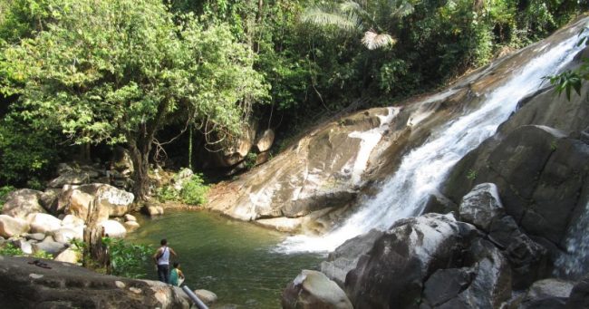 Air Terjun Riam Canggat via Bombasticborneo, 1. Pulau Selimpai, 2. Tugu Terigas Sambas, 3. Pantai Temajuk, 4. Pantai Kalang Bahu, 5. Makam Keramat Bantilan, 6. Monument Ketupat Berdarah, 7. Pantai Camar Wulan, 8. Pantai Bukit Raya Putri Serai, 9. Pantai Tanjung Batu, 10. Pantai Mauludin, 11. Tanjung Dato, 12. Sungai Sambas, 13. Pantai Tanjung Bendera, 14. Pantai Dungun Laut, 15. Taman Wisata Alam Gunung Asuansang, 16. Masjid Jami’ Keraton Sambas, 17. Jembatan Sambas, 18. Danau Sebedang, 19. Pantai Kampak Indah, 20. Pantai Putri Serayi, 21. Kebun Raya Sambas, 22. Pantai Selimpai, 23. Pantai Tanjung Kemuning, 24. Pantai Tanjung Datu, 25. Keraton Sambas, 26. Pantai Mutusan, 27. Pantai Sinam, 28. Vihara Bumi Raya Pemangkat, 29. Museum Negeri Perjuangan, 30. Taman Wisata Alam Gunung Melintang, 31. Air Terjun Berasap, 32. Pantai Polaria, 33. Air Terjun Riam Canggat, 34. Istana Alwatzikoebillah, 35. Gereja Katolik Kristus Raja Paroki Sambas, 36. Taman Wisata Alam Tanjung Belimbing, 37. Pantai Arum Medang, 38. Taman LUNGGI Sambas, 39. Danau Biru Selakau Timur, 40. Pantai Batu Nenek, 41. Air Terjun Riam Merasap, 42. Bukit Liteng, 43. Pos Lintas Batas Negara Aruk, 44. Goa Alam Santok