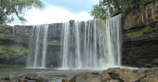 Air Terjun Riam Merasap via Suarapemredkalbar, 1. Pantai Samudera Indah, 2. Pulau Randayan, 3. Bukit Jamur, 4. Air Terjun Riam Merasap, 5. Miniland Batu Payung, 6. Goa Romo, 7. Hutan Adat, 8. Air Terjun Riam Berawan, 9. Pulau Lemukutan, 10. Air Terjun Riam Susok, 11. Riam Madi, 12. Riam Pelayo, 13. Riam Mubek, 14. Riam Baro, 15. Riam Erang, 16. Riam Pain’t Batah, 17. Riam Marum, 18. Riam Bangaram, 19. Riam Jugan, 20. Riam Mangkamang, 21. Riam Sangadum, 22. Air Terjun Seraung, 23. Air Panas (Spax), 24. Danau Taipi, 25. Riam Surut, 26. Air Terjun Riam Sejajah, 27. Riam Panggar, 28. Riam Mangoi, 29. Wisata Riam Manajur, 30. Riam Guntur, 31. Riam Budi, 32. Riam Benian, 33. Riam Belangin atau Kuweg, 34. Riam Batu Timah, 35. Riam Batu Susun, 36. Riam Batapsa, 37. Riam Ampang, 38. Air Terjun Riam Banyis, 39. Air Terjun Wong Prawan, 40. Air Terjun Saray Brunyau, 41. Pantai Gosong, 42. Bukit Sepancong, 43. Gunung Bawang
