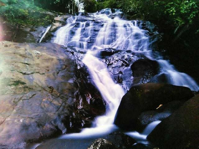 Air Terjun Sirin Punti via Travsharing, 1. Air Terjun Saka Dua, 2. Air Terjun Pancur Aji, 3. Air Terjun Riam Macan, 4. Air Terjun Riam Asam Telogah, 5. Riam Baper Zone, 6. Air Terjun Kujato, 7. Bukit Bellew, 8. Gunung Tiong Kandang, 9. Air Terjun Kajang, 10. Bukit Bengkawan, 11. Bukit Bakmunt, 12. Air Terjun Gurong Maloh, 13. Air Terjun Siling Embangai, 14. Wisata Air Terjun Entugun, 15. Kampung Wisata Sentana, 16. Jembatan Gantung Sekayam, 17. Air Terjun Nosok, 18. Hutan Belian Pulo Mas, 19. Air Terjun Jitok, 20. Keraton Surya Negara, 21. Batu Garam, 22. Masjid Agung Al Muawanah, 23. Hutan Kota Sabang Merah, 24. Danau Lait, 25. Air Terjun Gunung Naning, 26. Padong Buaya, 27. Bukit Boruh, 28. Rumah Panjang, 29. Sipatn Lotup, 30. Air Terjun Sirin Punti, 31. Wisata Goa Thang Raya, 32. My Dream Sanggau, 33. Batu Posok, 34. Kampung Santana, 35. Riam Kuta