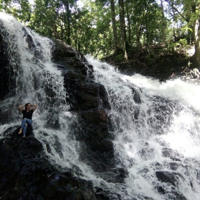 Air Terjun Tikalong, 1. Air Terjun Rombo Katio, 2. Air Terjun Melanggar, 3. Goa Tangandu, 4. Air Terjun Riam Dait, 5. Air Terjun Terinting, 6. Air Terjun Selanei, 7. Air Terjun Engkanan, 8. Air Terjun Riam Bedawan, 9. Air Terjun Riam Solakng, 10. Air Terjun Angkabang, 11. Makam Raja Landak, 12. Air Terjun Sahai Sebelas, 13. Bukit Terinting, 14. Air Terjun Tikalong, 15. Bukit Batu Pakumbang, 16. Riam Angan Tembawang, 17. Air Terjun Banangar, 18. Makam Juang Mandor, 19. Keraton Ismahayana, 20. Masjid Djami, 21. Air Terjun Rombo Pangaak, 22. Air Terjun Riam Jambu, 23. Goa Sanyan, 24. Rumah Betang Saham, 25. Wisata Gunung Seha, 26. Bukit Laur, 27. Bukit Batu Pakumbang, 28. Wisata Air Terjun Setagung, 29. Rombo Terintik, 30. Rombo Semabak, 31. Riam Bedawan, 32. Air Terjun Ringin, 33. Air Terjun Ampar Jawa