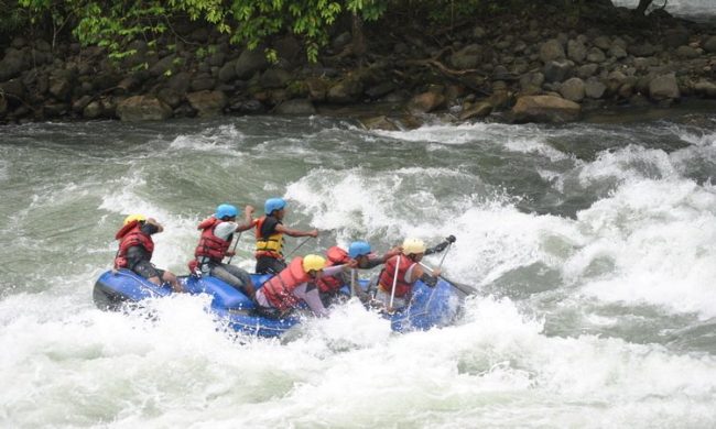 Arung Jeram Sungai Asahan via Sumatera-Adventure, 1. Masjid Agung Ahmad Bakrie Kisaran, 2. Air Terjun Ponot, 3. Alun – alun Rambate Raya Kisaran, 4. Taman Hutan Kota Kisaran, 5. Air Terjun Turbo (Turunan Bolon), 6. Paccur Napitu, 7. Air Terjun Jambuara Indah, 8. Arung Jeram Sungai Asahan, 9. Ragil Waterboom Kisaran, 10. Wisata Alam Goa Simanik – Manik, 11. Wisata Air Terjun Simanik – Manik, 12. Pantai Simallo, 13. Bendungan Sigura – Gura, 14. Jembatan Gantung Bedeng, 15. Jembatan Air Hitam, 16. Air Terjun Sampuran Harimau, 17. Danau Teratai Tinggi Raja, 18. Air Terjun Unong Sisapa, 19. Air Terjun Simonang Monang, 20. Air Terjun Boru Silalahi, 21. Wisata Kelapa Gading, 22. Air Terjun Alam Tani, 23. Puncak Galau, 24. Pelabuhan Bagan, 25. Museum Asahan