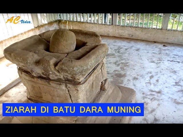 Batu Lingga Yoni Dara Muning via Youtube, 1. Air Terjun Tengai, 2. Air Terjun Sosah Kain, 3. Air Terjun Sirin Punti, 4. Air Terjun Jungkong, 5. Air Terjun Pelaboh Bindang, 6. Air Terjun Hulu Katap, 7. Air Terjun Sungai Bayan, 8. Batu Jato, 9. Riam Segiam, 10. Air Terjun Menyumbung, 11. Makam Tertua Di Bumi Cidayo, 12. Air Terjun Nokan Cicak, 13. Batu Tinggi, 14. Air Terjun Semirah Putih, 15. Batu Bertulis, 16. Goa Lawang Kuari, 17. Air Terjun Gurung Sumpit, 18. Danau Simpi, 19. Bukit Burus Nanga Taman, 20. Air Terjun Nokan Nayan, 21. Rumah Panjang Sungai Antu, 22. Danau Engkaluk, 23. Makam Bukong, 24. Bukit Rentap, 25. Wisata Air Terjun Bukit Rentap, 26. Makam Raja Aji Melayu, 27. Rumah Tengkorak Manusia, 28. Batu Lingga Yoni Dara Muning, 29. Air Terjun Semirah Merambang, 30. Bukit Burang