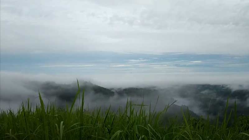 Bukit Bakmunt, 1. Air Terjun Saka Dua, 2. Air Terjun Pancur Aji, 3. Air Terjun Riam Macan, 4. Air Terjun Riam Asam Telogah, 5. Riam Baper Zone, 6. Air Terjun Kujato, 7. Bukit Bellew, 8. Gunung Tiong Kandang, 9. Air Terjun Kajang, 10. Bukit Bengkawan, 11. Bukit Bakmunt, 12. Air Terjun Gurong Maloh, 13. Air Terjun Siling Embangai, 14. Wisata Air Terjun Entugun, 15. Kampung Wisata Sentana, 16. Jembatan Gantung Sekayam, 17. Air Terjun Nosok, 18. Hutan Belian Pulo Mas, 19. Air Terjun Jitok, 20. Keraton Surya Negara, 21. Batu Garam, 22. Masjid Agung Al Muawanah, 23. Hutan Kota Sabang Merah, 24. Danau Lait, 25. Air Terjun Gunung Naning, 26. Padong Buaya, 27. Bukit Boruh, 28. Rumah Panjang, 29. Sipatn Lotup, 30. Air Terjun Sirin Punti, 31. Wisata Goa Thang Raya, 32. My Dream Sanggau, 33. Batu Posok, 34. Kampung Santana, 35. Riam Kuta