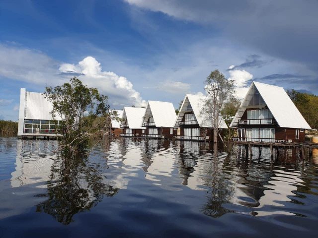 Danau Lait via Insidepontianak, 1. Air Terjun Saka Dua, 2. Air Terjun Pancur Aji, 3. Air Terjun Riam Macan, 4. Air Terjun Riam Asam Telogah, 5. Riam Baper Zone, 6. Air Terjun Kujato, 7. Bukit Bellew, 8. Gunung Tiong Kandang, 9. Air Terjun Kajang, 10. Bukit Bengkawan, 11. Bukit Bakmunt, 12. Air Terjun Gurong Maloh, 13. Air Terjun Siling Embangai, 14. Wisata Air Terjun Entugun, 15. Kampung Wisata Sentana, 16. Jembatan Gantung Sekayam, 17. Air Terjun Nosok, 18. Hutan Belian Pulo Mas, 19. Air Terjun Jitok, 20. Keraton Surya Negara, 21. Batu Garam, 22. Masjid Agung Al Muawanah, 23. Hutan Kota Sabang Merah, 24. Danau Lait, 25. Air Terjun Gunung Naning, 26. Padong Buaya, 27. Bukit Boruh, 28. Rumah Panjang, 29. Sipatn Lotup, 30. Air Terjun Sirin Punti, 31. Wisata Goa Thang Raya, 32. My Dream Sanggau, 33. Batu Posok, 34. Kampung Santana, 35. Riam Kuta