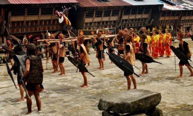Desa Wisata Orahili, 1. Pantai Toyolaya, 2. Pulau Wunga Laguna, 3. Pantai Tureloto, 4. Pantai Gawu Soyo, 5. Pulau Asu, 6. Pantai Sorake, 7. Desa Adat Bawomataluo, 8. Desa Wisata Orahili, 9. Museum Pusaka Suku Nias, 10. Air Terjun Humogo, 11. Kepulauan Hinako, 12. Pantai Karang Falaete, 13. Air Terjun Mondrowe, 14. Pantai Sifahandro, 15. Pulau Tello, 16. Pulau Sibele, 17. Taman Doa Bunda Maria, 18. Teluk Bengkuang, 19. Pantai Asi Walo, 20. Pasir Putih Pulau Impian, 21. Masjid Agung Ar-Rahman, 22. Teluk Rusa, 23. Pantai Hilisataro Toma, 24. Jembatan O,ou, 25. Pantai Siabang