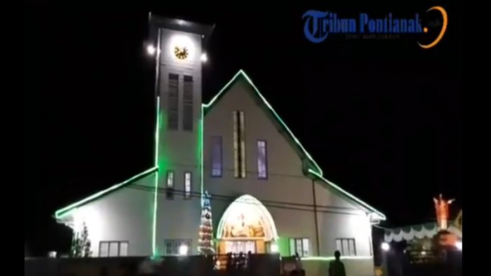 Gereja Katolik Kristus Raja Paroki Sambas via Tribun Pontianak, 1. Pulau Selimpai, 2. Tugu Terigas Sambas, 3. Pantai Temajuk, 4. Pantai Kalang Bahu, 5. Makam Keramat Bantilan, 6. Monument Ketupat Berdarah, 7. Pantai Camar Wulan, 8. Pantai Bukit Raya Putri Serai, 9. Pantai Tanjung Batu, 10. Pantai Mauludin, 11. Tanjung Dato, 12. Sungai Sambas, 13. Pantai Tanjung Bendera, 14. Pantai Dungun Laut, 15. Taman Wisata Alam Gunung Asuansang, 16. Masjid Jami’ Keraton Sambas, 17. Jembatan Sambas, 18. Danau Sebedang, 19. Pantai Kampak Indah, 20. Pantai Putri Serayi, 21. Kebun Raya Sambas, 22. Pantai Selimpai, 23. Pantai Tanjung Kemuning, 24. Pantai Tanjung Datu, 25. Keraton Sambas, 26. Pantai Mutusan, 27. Pantai Sinam, 28. Vihara Bumi Raya Pemangkat, 29. Museum Negeri Perjuangan, 30. Taman Wisata Alam Gunung Melintang, 31. Air Terjun Berasap, 32. Pantai Polaria, 33. Air Terjun Riam Canggat, 34. Istana Alwatzikoebillah, 35. Gereja Katolik Kristus Raja Paroki Sambas, 36. Taman Wisata Alam Tanjung Belimbing, 37. Pantai Arum Medang, 38. Taman LUNGGI Sambas, 39. Danau Biru Selakau Timur, 40. Pantai Batu Nenek, 41. Air Terjun Riam Merasap, 42. Bukit Liteng, 43. Pos Lintas Batas Negara Aruk, 44. Goa Alam Santok