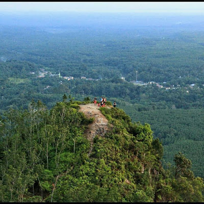 Hadabuan Hill Via Paranginan Online, 1. Wisata Sawah Labura, 2. Padang Halaban View, 3. Air Terjun Londut, 4. Pulo Bisky, 5. Rindu Alam Aek Buru, 6. Pantai Monyet, 7. Puncak Hauma Hela, 8. Air Terjun Jeri, 9. Hadabuan Hill, 10. Kuala Hatapang, 11. Tebing Batu Napponol, 12. Turunan Sikkam, 13. Air Terjun Tajopit, 14. Air Terjun Bertingkat, 15. Wisata Aek Ronggas, 16. Puncak Manhalese , 17. Sungai Pirlok, 18. Hajoran               , 19. Tangkahan Lobu, 20. Air Terjun Goa, 21. Goa Kaca, 22. Air Terjun Mbah Kalsan, 23. Kelok Sembilan Labura, 24. Bukit Pamingke, 25. Wisata Salak Pondoh, 26. Wisata Alam Aek Sordang, 27. Air Terjun Pelangi